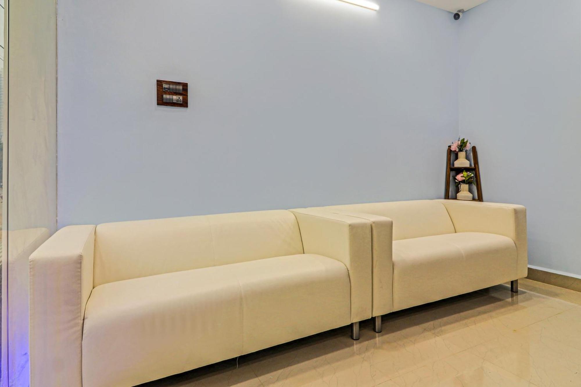 Super Hotel O Dsr Inn Near Nexus 海得拉巴 外观 照片